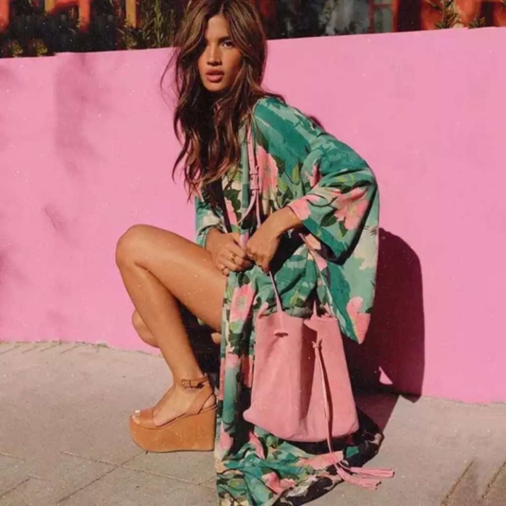 SOLD OUT Turquoise Boho Floral Crane Open Kimono Robe Wrap - Picture 3 of 9